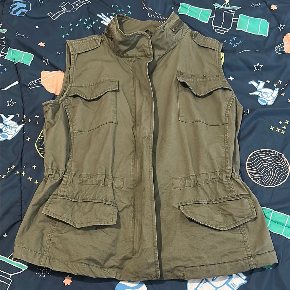 Woman’s Vest